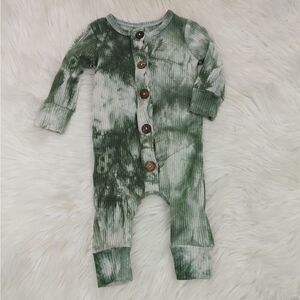 Unbranded Green White Tie Dye Ribbed One Piece Jumper Romper Button Up Adorable.